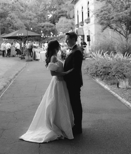 Bronte's Modern Outdoor Wedding in the Beau Bridal Gown