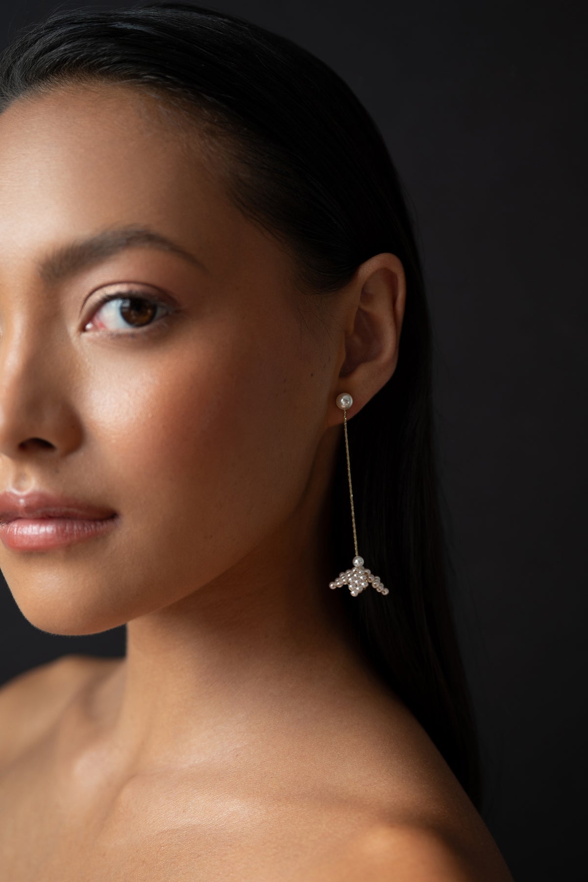 ABE Earrings 43472 Edited 2400x3600