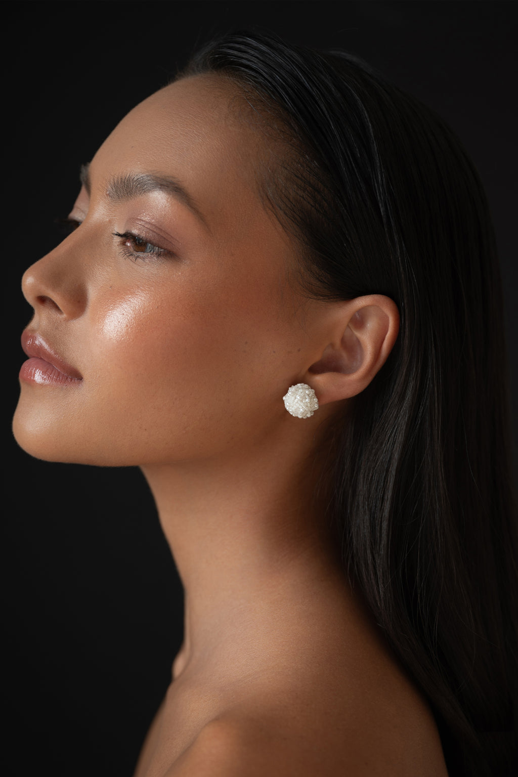 ABE Earrings 43520 Edited 2400x3600