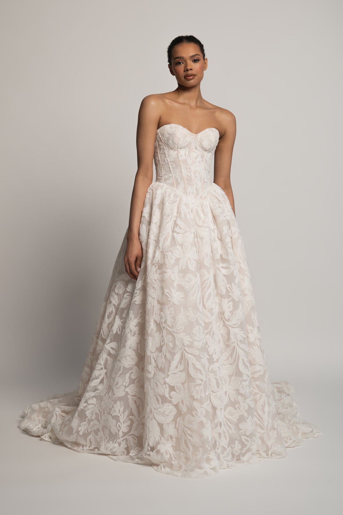 amelie lace dress Amlie Pearl Lace Midi Dress M