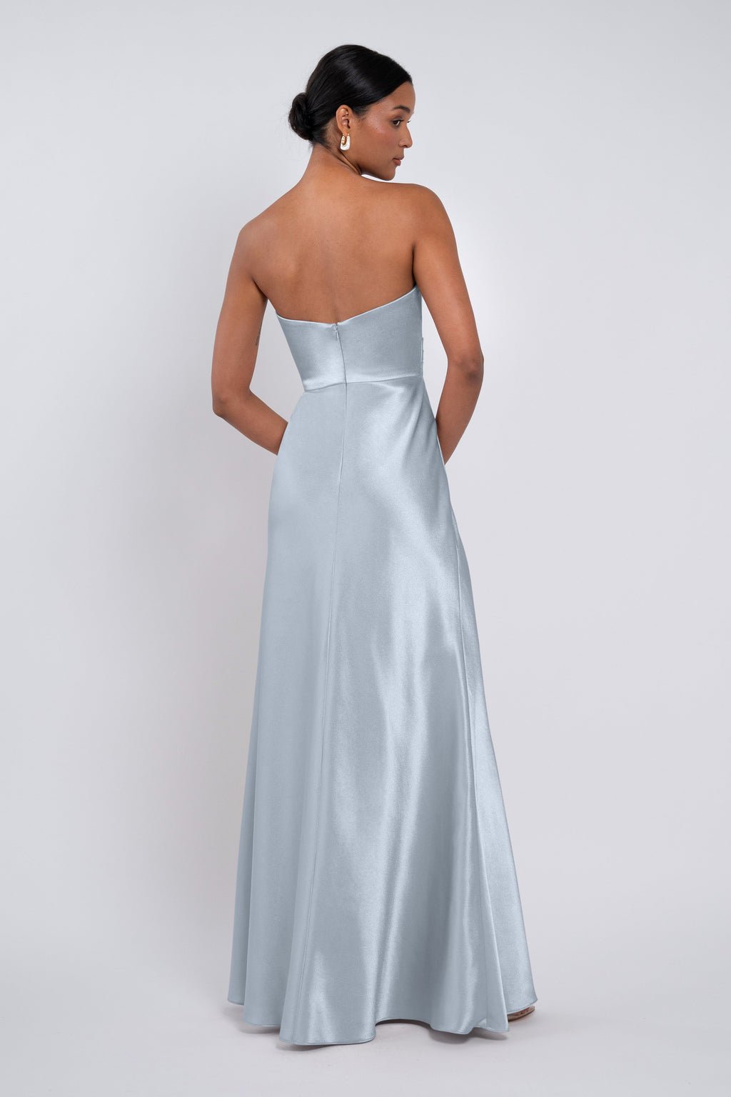 Corinne whisper+blue 2