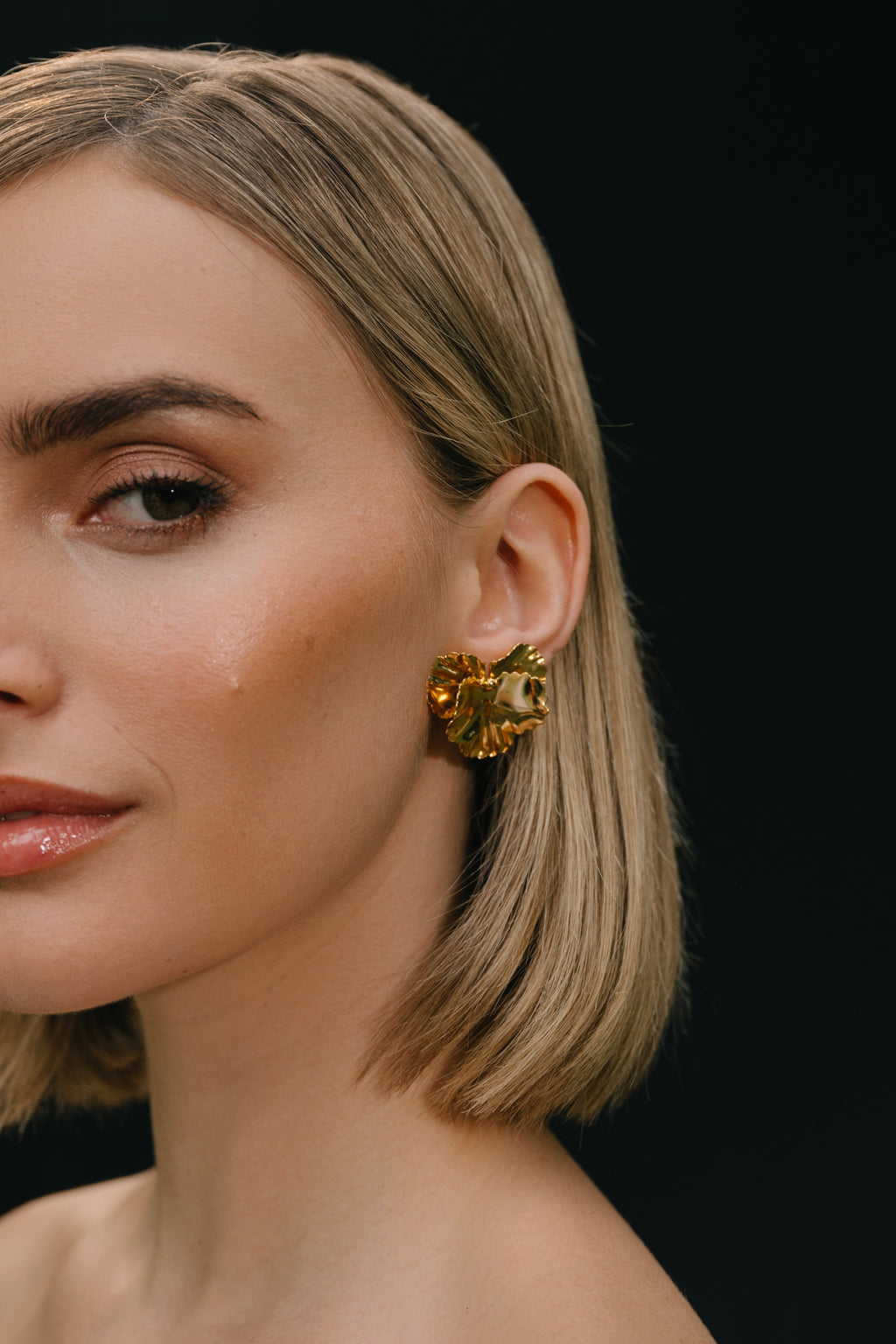 Earrings Pansy 40675 Edited 2400x3600