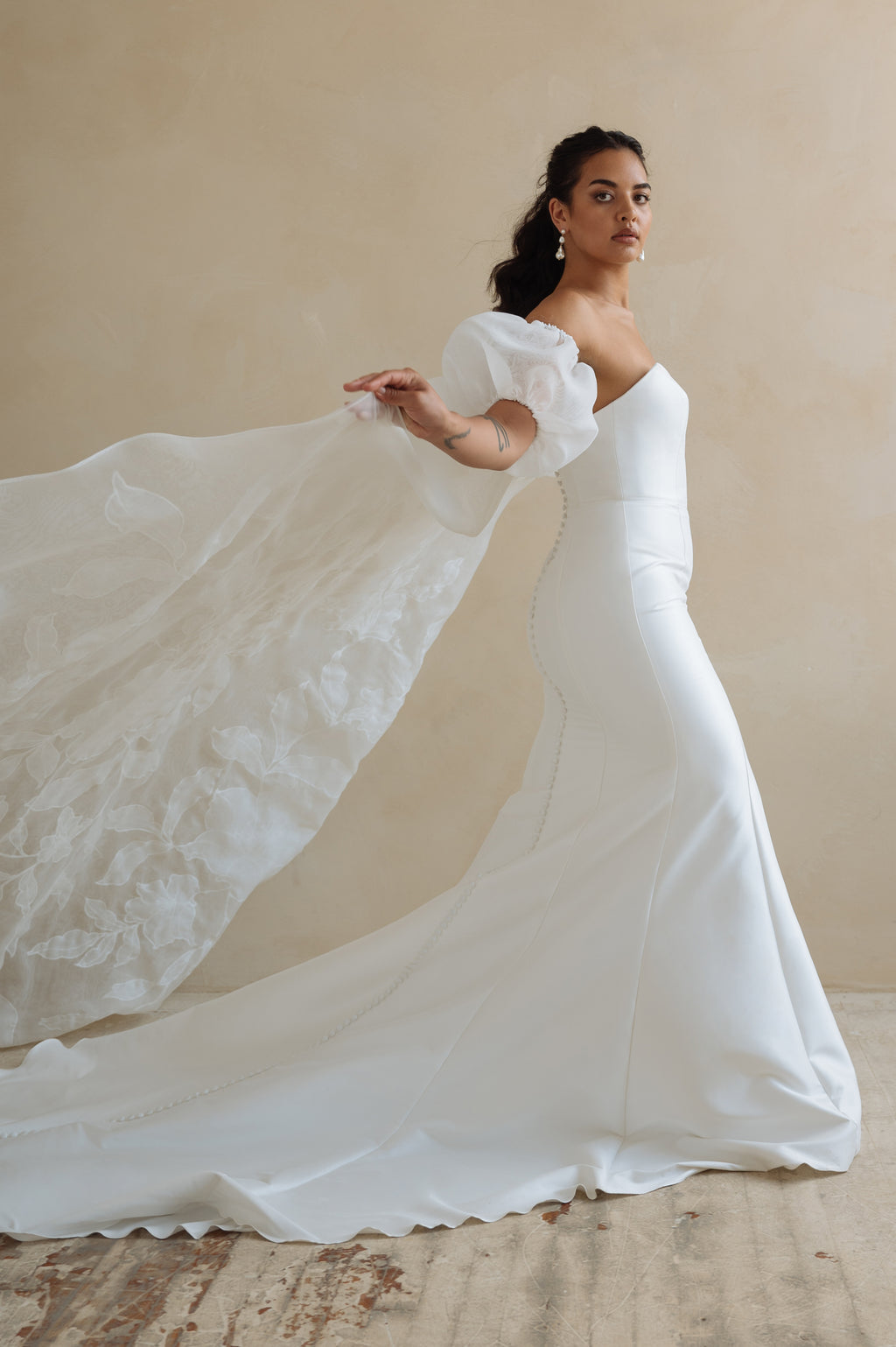 Giselle Cape Bellamy 9403 Edited 2400x3600 3