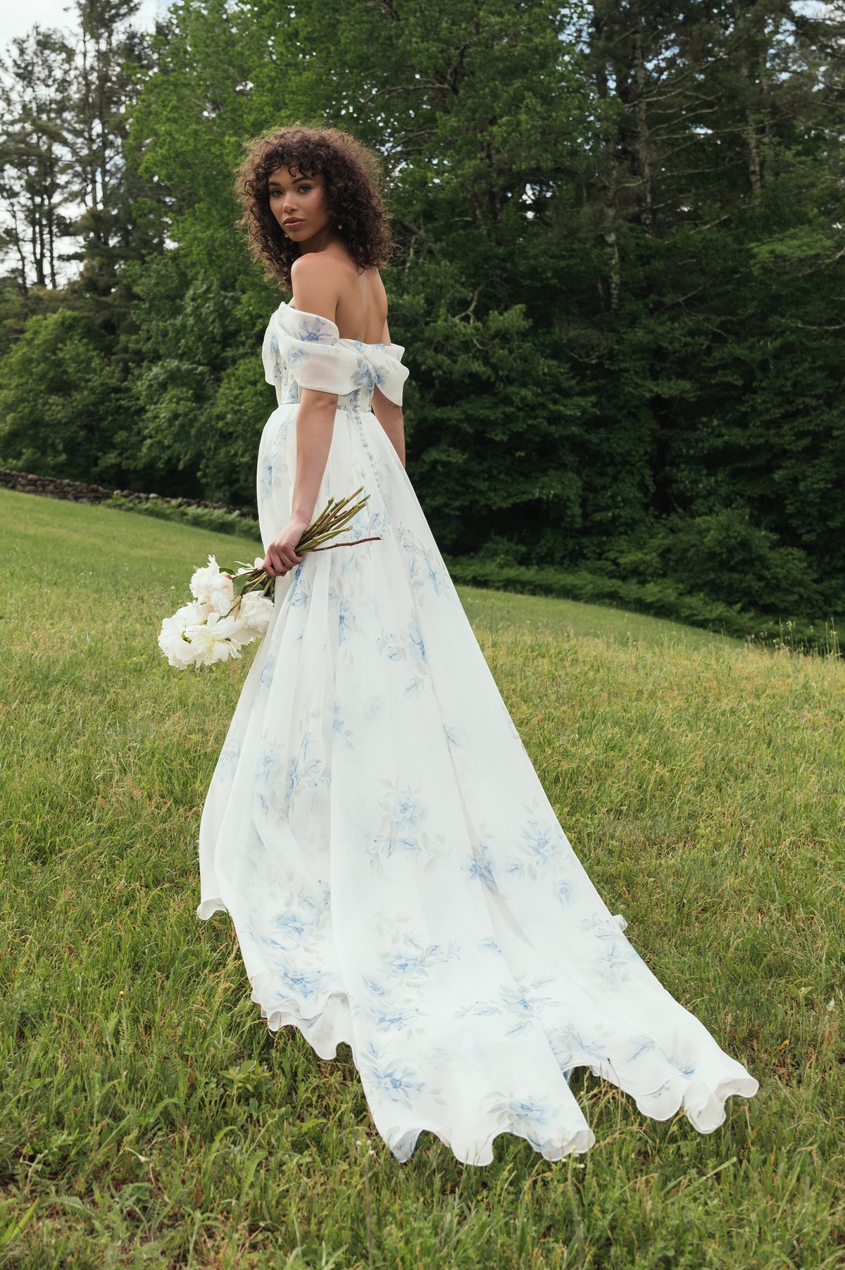 green white wedding dresses Off Shoulder Lace Forest Fairy Dress Bridal Gown US4 / Ivory+Green The low back design with a discreet zipper closure adds a touch of allure while maintaining a refined finish Green lace long prom dress,
