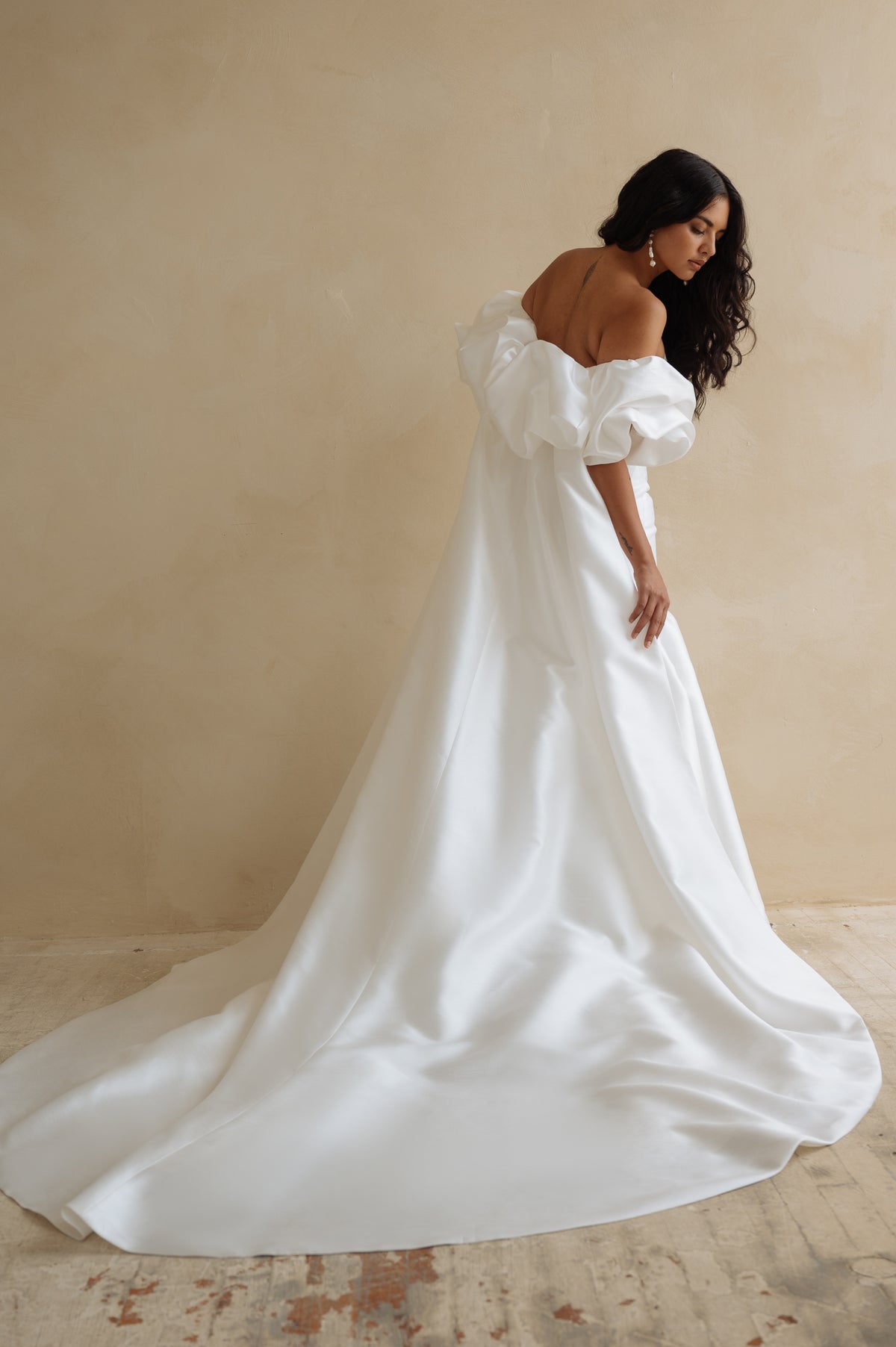 Jewel Cape Lucia 9038 Edited 2400x3600 2A