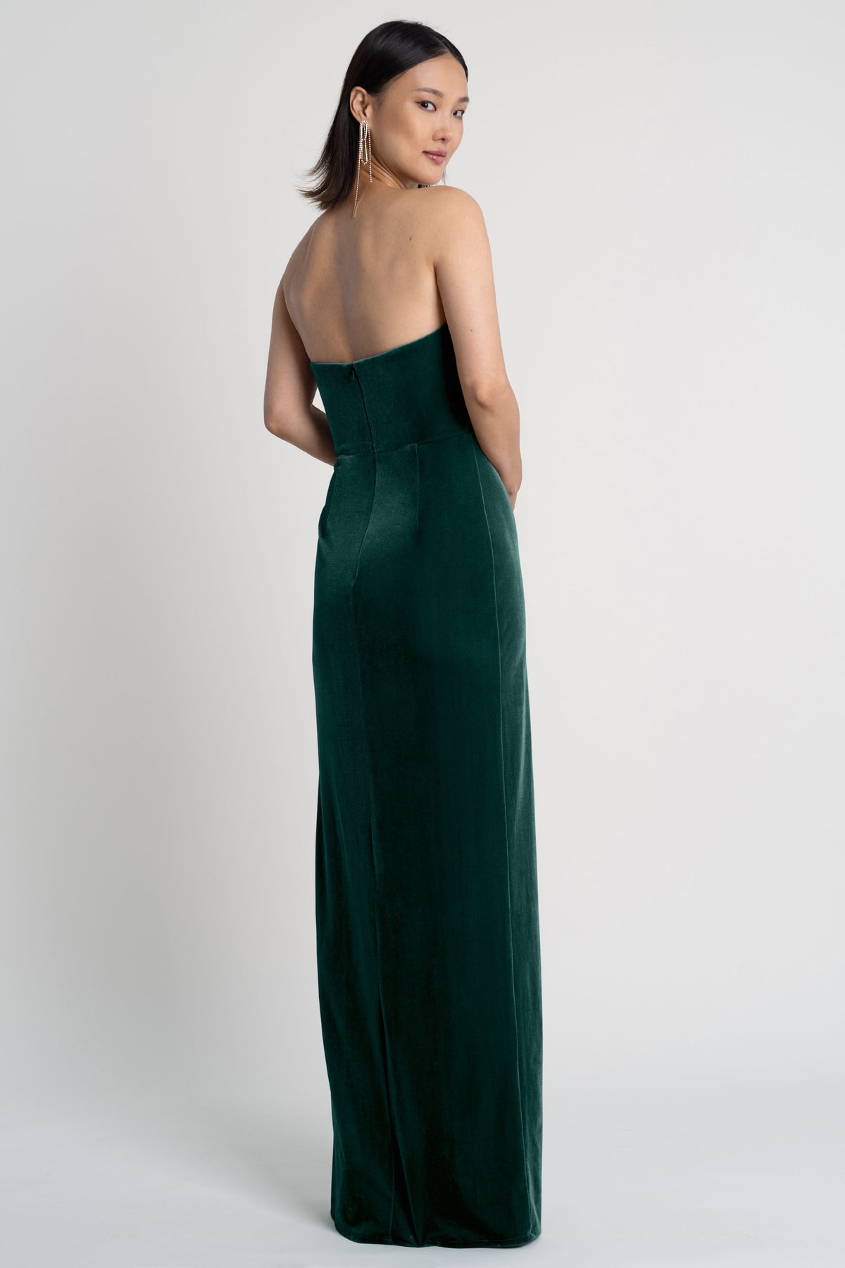 Liliana emerald 2