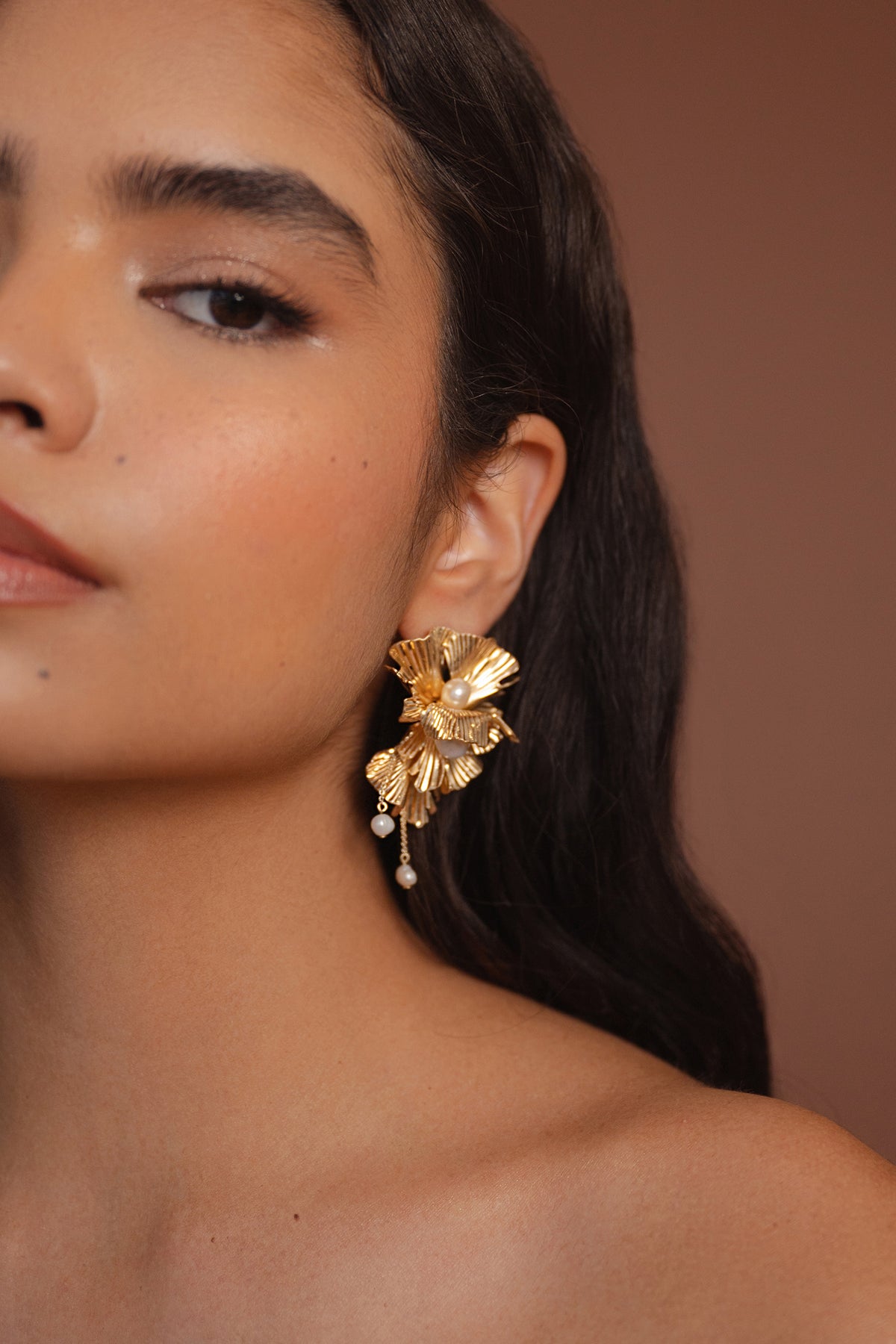 Lotus Earrings 35749 Edited 2400x3600