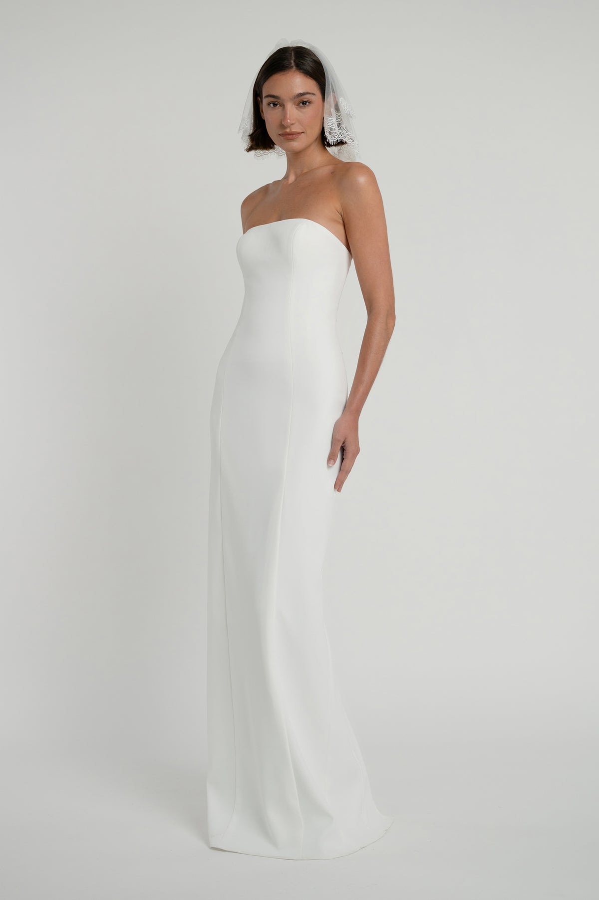 Maura Veil - image 3 of 3