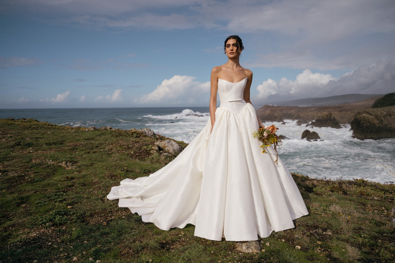 How to Choose the Best Wedding Dress Silhouette for You