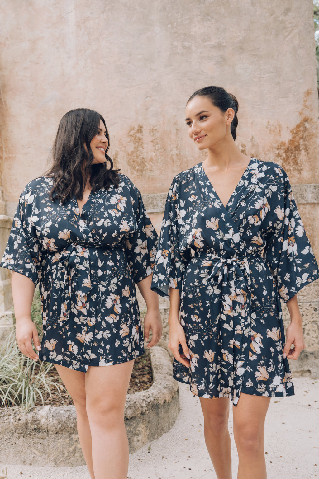 Theo 1 Navy Floral Robe Bridesmaid